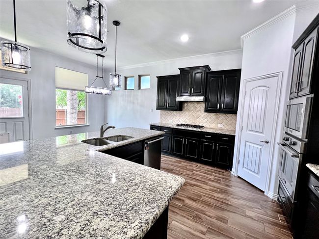 That fresh bright white vibe you've wanted to see in this lovely home is now here. See it today. | Image 16