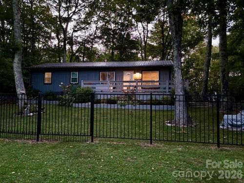 85 Crestwood Cir, Newland, NC, 28657 | Card Image