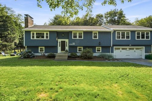 10 Buttonwood Rd, Amesbury, MA, 01913-4409 | Card Image