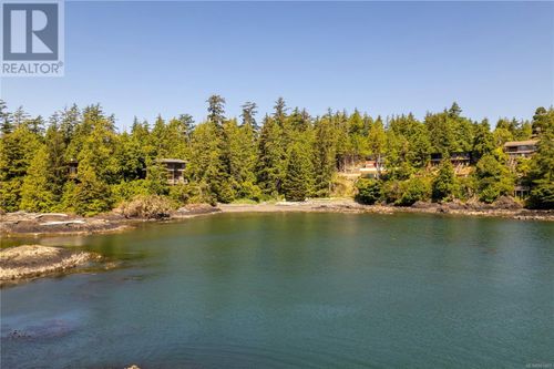 388 Marine Dr, Ucluelet, BC, V0R | Card Image