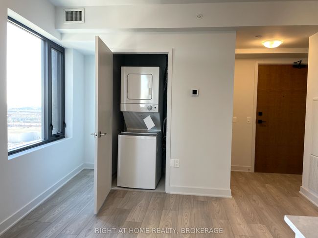 1306 - 2920 Highway 7, Condo with 1 bedrooms, 1 bathrooms and null parking in Vaughan ON | Image 25