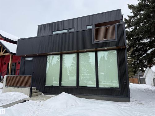 8815 142 St Nw, Edmonton, AB, T5R0M3 | Card Image