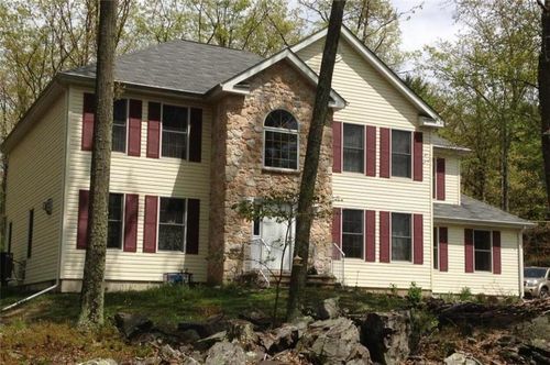 217 Alpine Road, Pocono Twp, PA, 18332 | Card Image