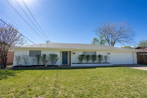 7808 Chantilly Ln, Fort Worth, TX, 76134-4602 | Card Image