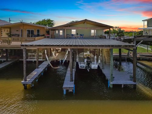 518 Marine Way, Freeport, TX, 77541-6909 | Card Image