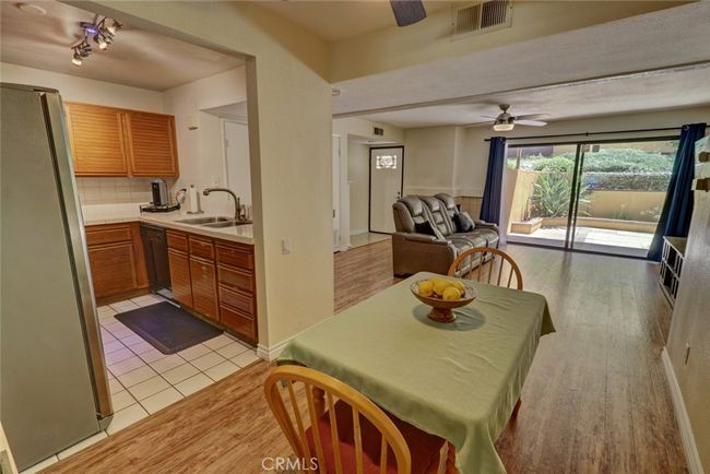 7 - 25712 Le Parc, Condo with 2 bedrooms, 2 bathrooms and 2 parking in Lake Forest CA | Image 14