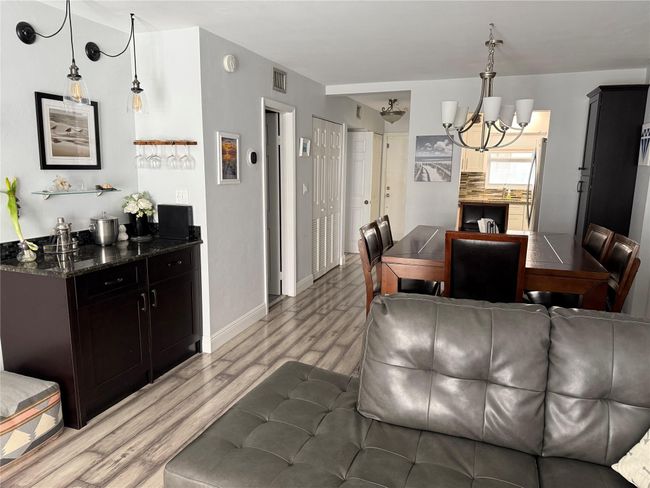 APT-305 - 1161 Hillsboro Mile, Condo with 2 bedrooms, 2 bathrooms and null parking in Hillsboro Beach FL | Image 12