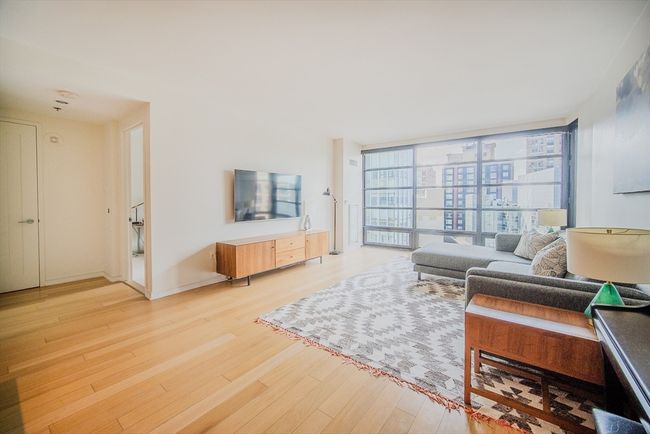 UNIT-1209 - 580 Washington St, Condo with 2 bedrooms, 2 bathrooms and 1 parking in Boston MA | Image 7