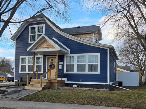 3020 Champaign Ave, Mattoon, IL, 61938-2360 | Card Image