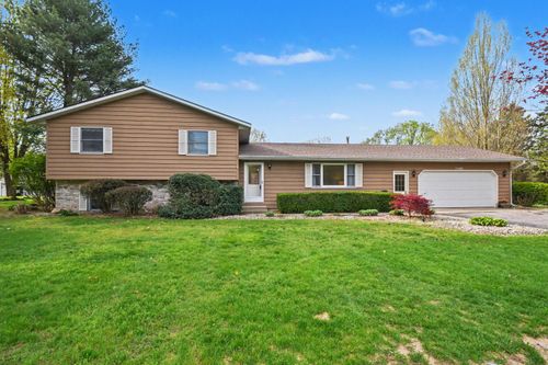 5560 Topanga Drive, Coloma, MI, 49038 | Card Image