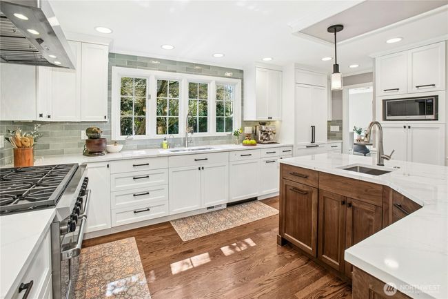 8150 Evergreen Ln, House other with 5 bedrooms, 4 bathrooms and 3 parking in Mercer Island WA | Image 13