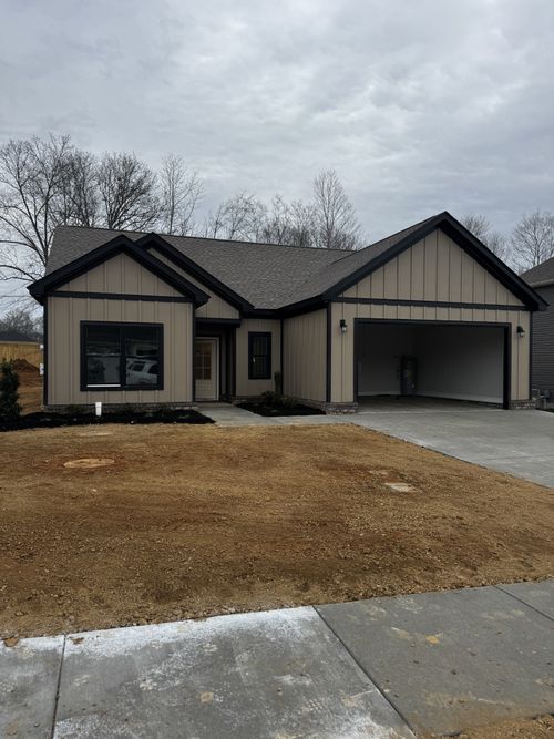 495 Ridge Top Ct, Clarksville, TN, 37040-3630 | Card Image