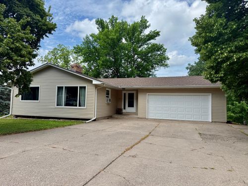 911 2nd Ave S, Buffalo, MN, 55313-1210 | Card Image