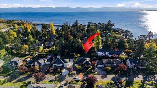 1161 Hadfield Ave, Esquimalt, BC, V9A5N8 | Card Image