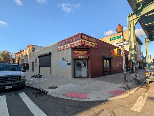 2301 Westchester Ave, Bronx, NY, 10462-5011 | Card Image