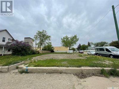 476 Stadacona St E, Home with 0 bedrooms, 0 bathrooms and null parking in Moose Jaw SK | Image 1