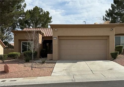 10101 Hemet Dr, Las Vegas, NV, 89134-7569 | Card Image