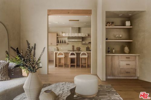 1969 Curson Pl, Los Angeles, CA, 90046-2211 | Card Image