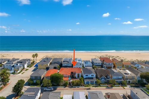 1585 E Ocean Blvd, Newport Beach, CA, 92661-1433 | Card Image