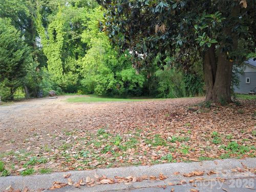 2335 Orton St, Charlotte, NC, 28208-3844 | Card Image