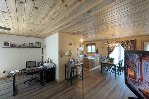 1516 Warm Springs Dr, Dubois, WY, 82513 | Card Image