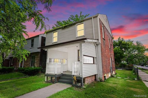 11000 Whitehill St, Detroit, MI, 48224-2466 | Card Image
