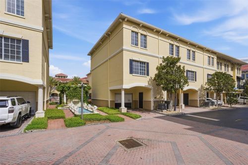 113 Grand Beach Pl, TAMPA, FL, 33609-2497 | Card Image