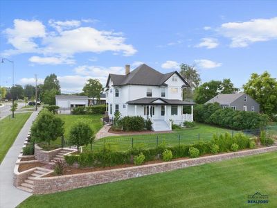 811 St Joe St, House other with 5 bedrooms, 4 bathrooms and null parking in Spearfish SD | Image 1