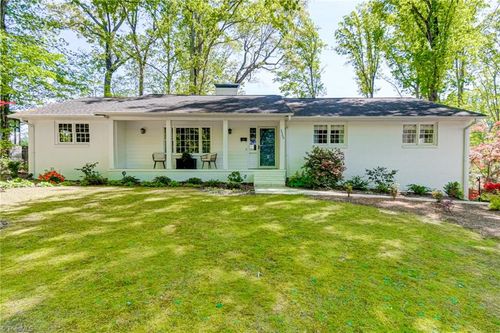 3900 Guinevere Ln, Winston-Salem, NC, 27104-2829 | Card Image