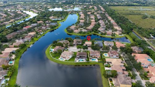 19510 S Coquina Way, Weston, FL, 33332-2475 | Card Image