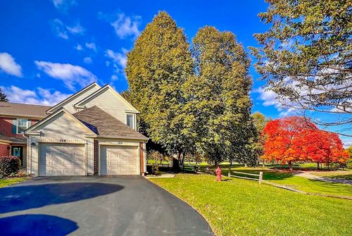 120 Inverness Ct, Elk Grove Village, IL, 60007-7077 | Card Image