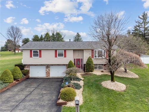 141 Byerly Dr, Penn Twp, PA, 15644 | Card Image