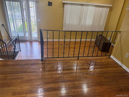 16822 144th Road, New York, NY, 11434 | Card Image
