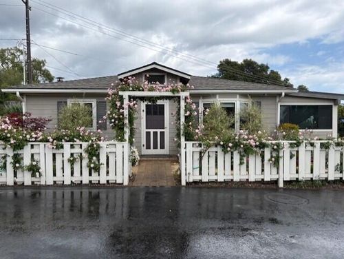 main-residence-4421 La Paloma Ave, Santa Barbara, CA, 93105-9719 | Card Image