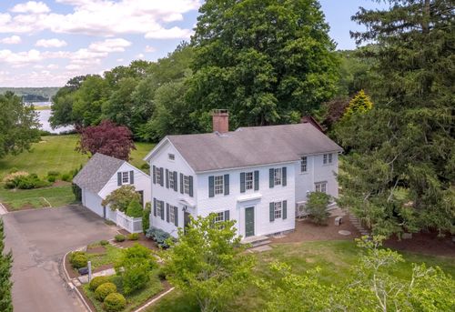 18 Benson Ln, Essex, CT, 06426-1418 | Card Image