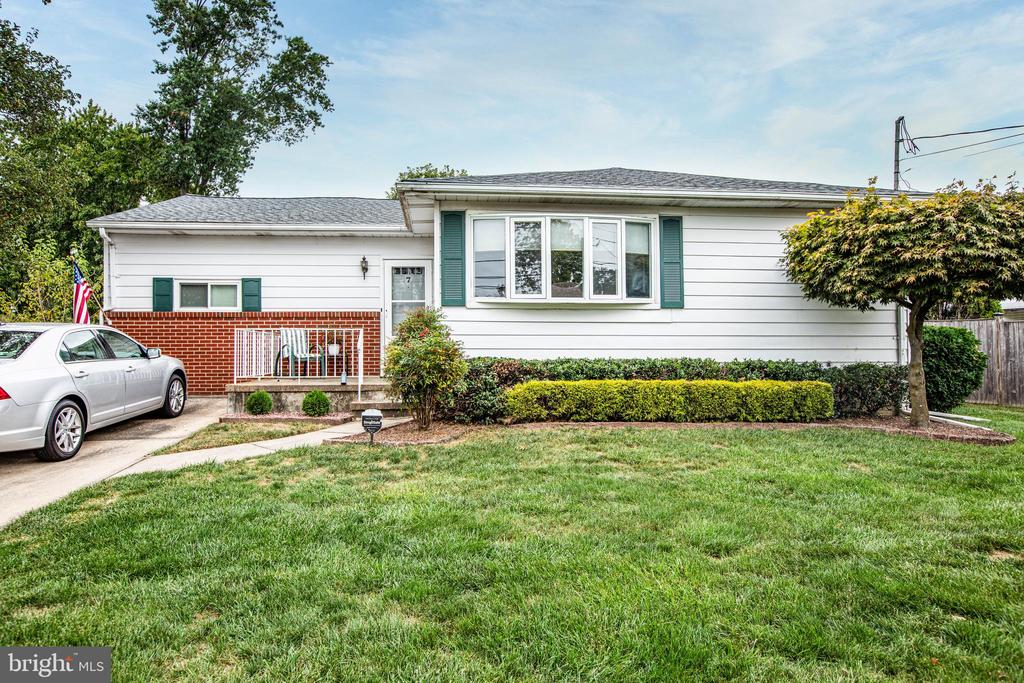 Vista Rd, Trenton, NJ 08690