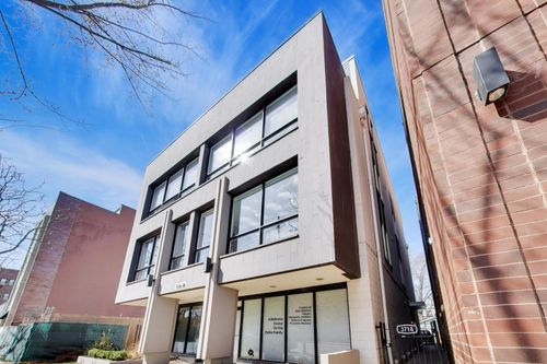 apt-302-3718 N Ashland Ave, Chicago, IL, 60613-3894 | Card Image