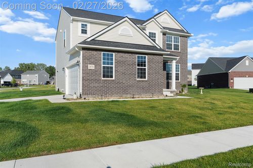 24731 Arbor Ct, Macomb, MI, 48042-4549 | Card Image
