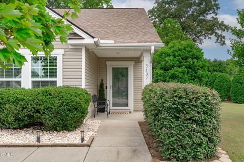 3137 Willow Ranch Dr, Fuquay Varina, NC, 27526-3971 | Card Image