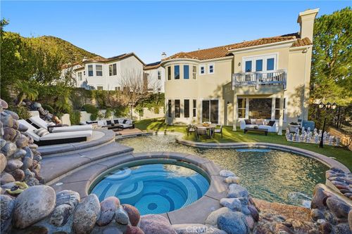 907 Deerhill Rd, Oak Park, CA, 91377-5843 | Card Image