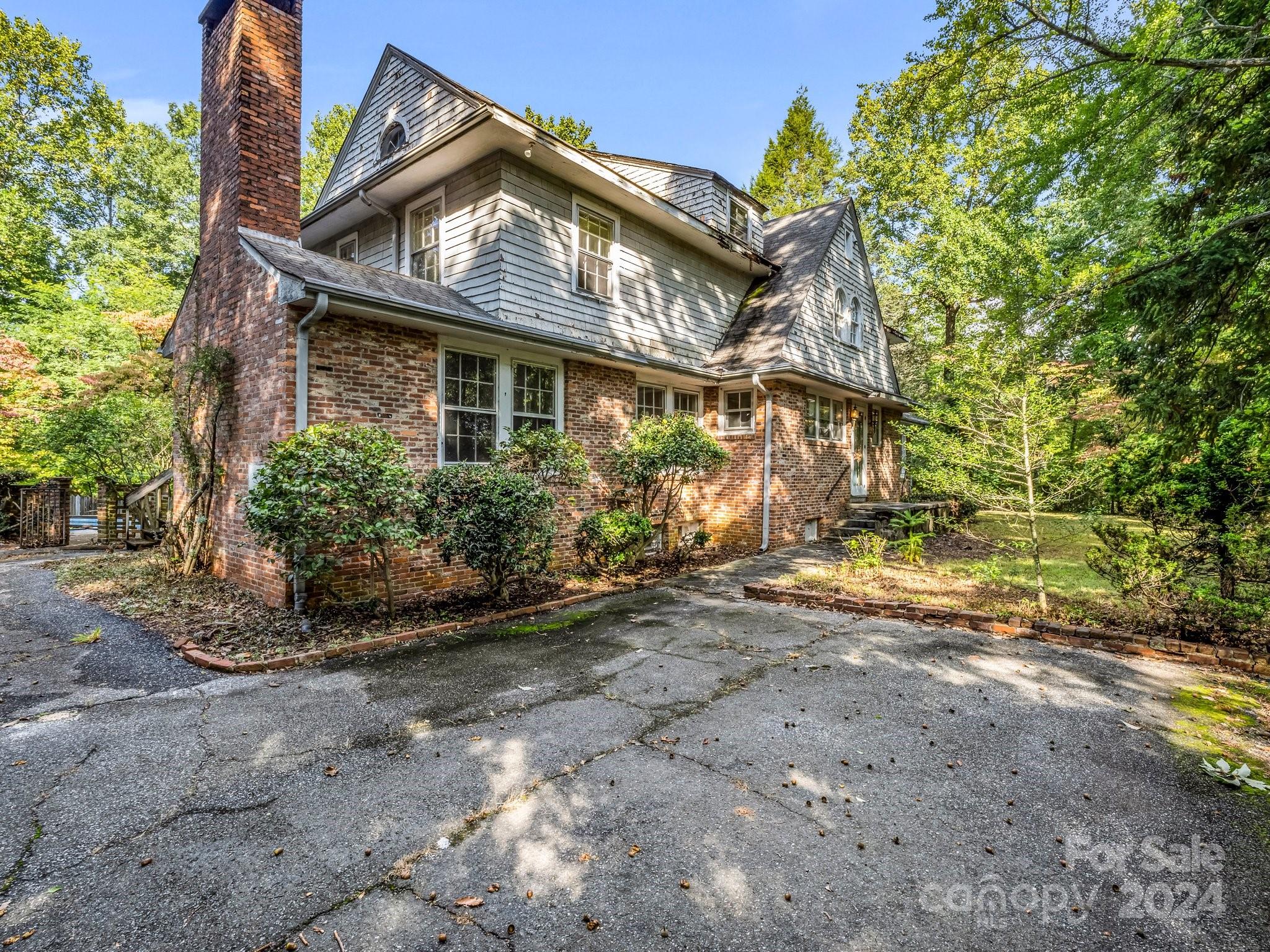 Fox Trot Ln, Tryon, NC 28782