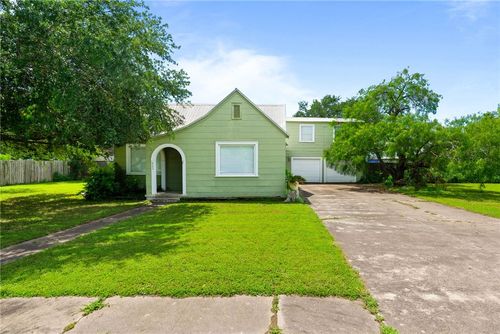 805 Cook, Odem, TX, 78370-4358 | Card Image