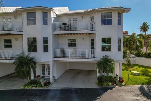101 Shoals Circle, NORTH REDINGTON BEACH, FL, 33708 | Card Image