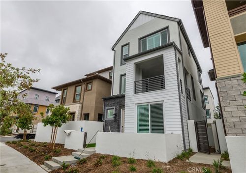 210 Abacus, Irvine, CA, 92618-1474 | Card Image
