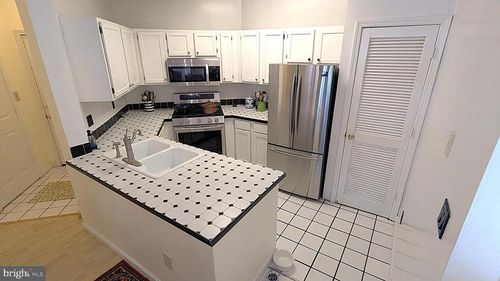 apt-104-4417 Fair Stone Dr, FAIRFAX, VA, 22033-5149 | Card Image