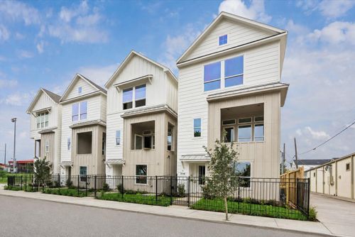 308 Fowler St, Houston, TX, 77007-7313 | Card Image