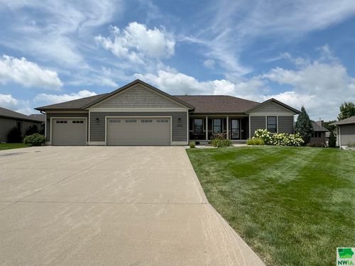 1873 5th Ave Se, Sioux Center, IA, 51250 | Card Image