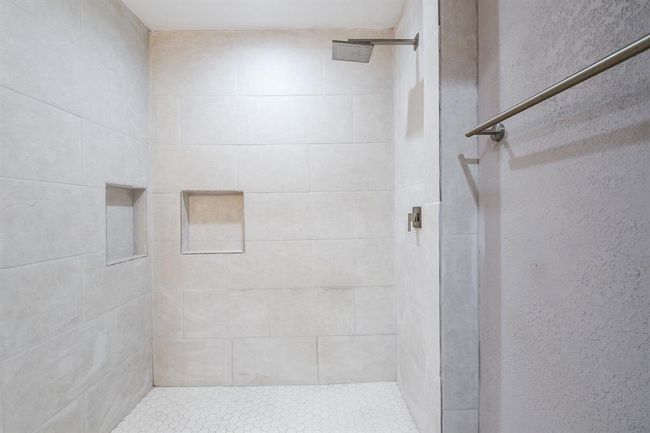 81 Oak Grove Ln, Home with 4 bedrooms, 4 bathrooms and null parking in Conroe TX | Image 24