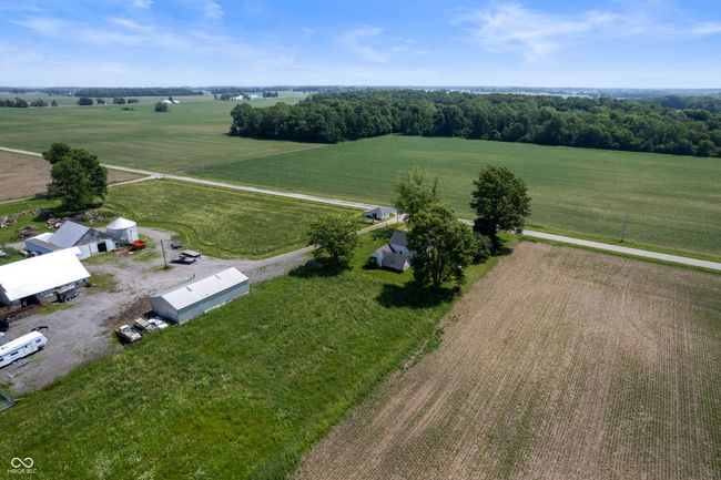 overview of rural landscape with abundant farmland | Image 25