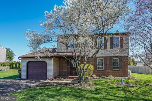 894 Herman Rd, HORSHAM, PA, 19044-1004 | Card Image